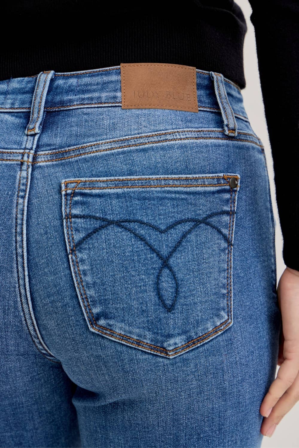 Judy Blue Boyfriend Classic Cuffed